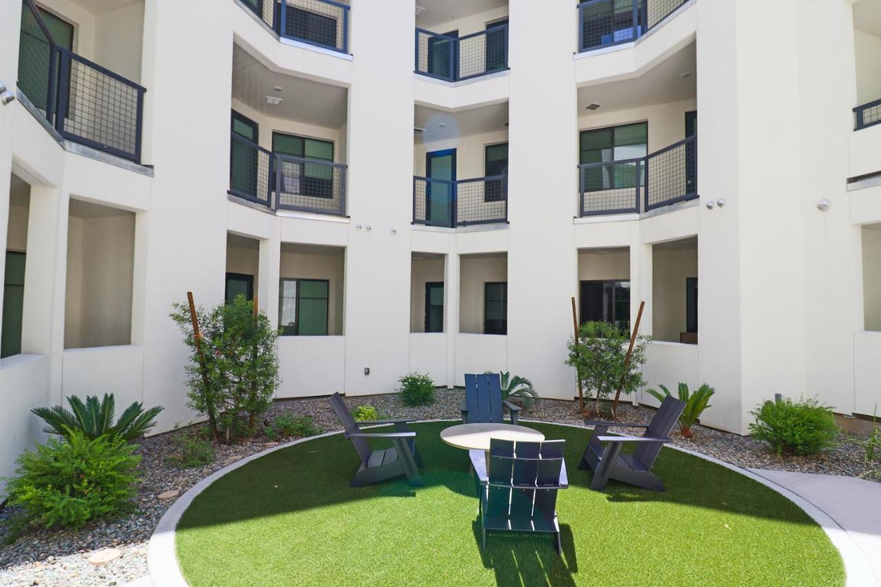 Walk Score 81-Shopping District-King Bed-Parking G2047 Σκότσντεϊλ Εξωτερικό φωτογραφία
