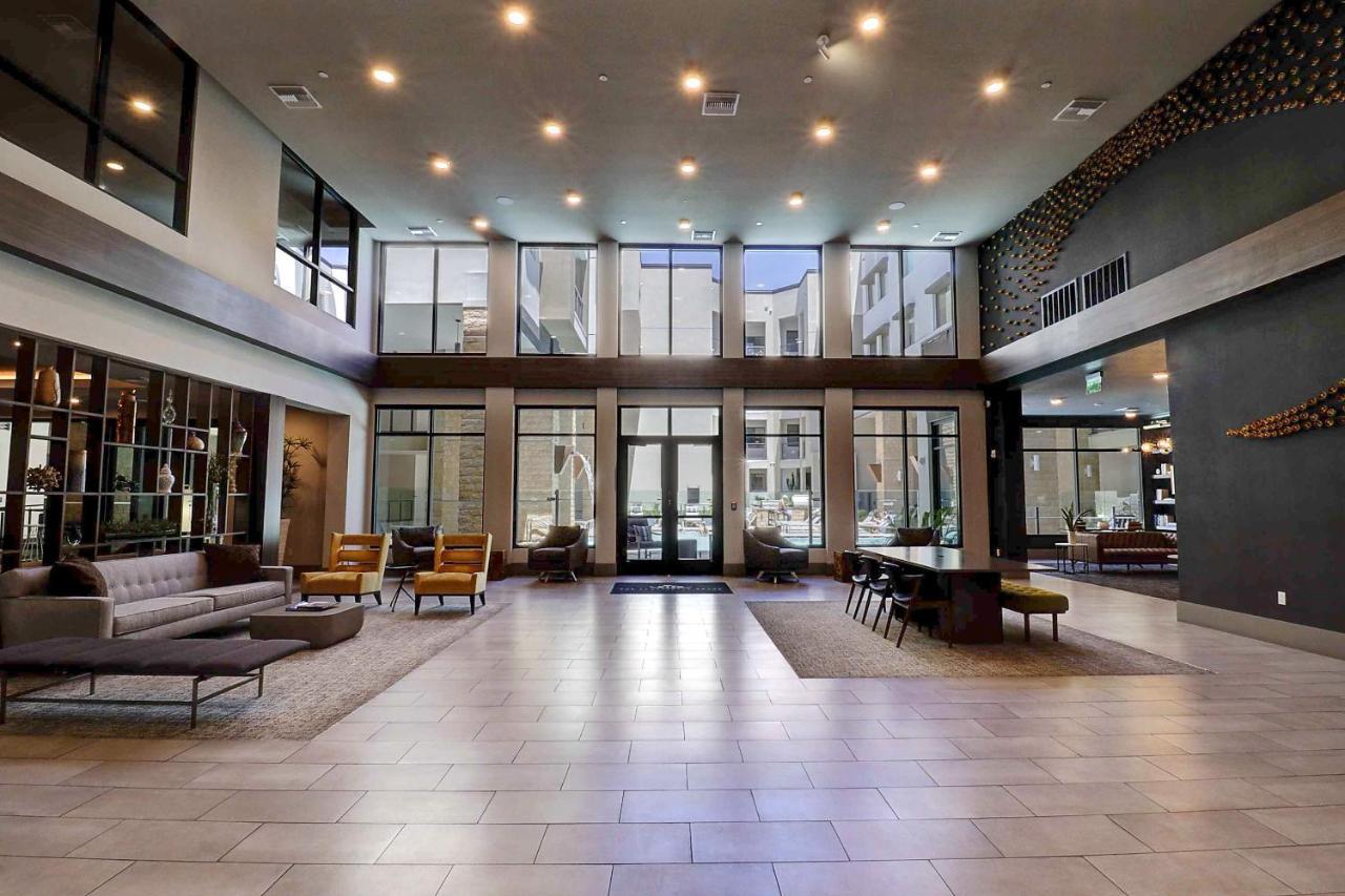 Walk Score 81-Shopping District-King Bed-Parking G2047 Σκότσντεϊλ Εξωτερικό φωτογραφία
